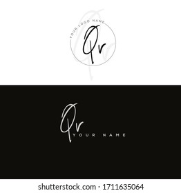 Q V QV Escritura a mano de carta inicial y logotipo de firma.	
