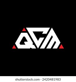Diseño del logotipo de la letra triangular QCM con forma triangular. Monograma de diseño del logotipo del triángulo QCM. Plantilla de logotipo vectorial de triángulo QCM con color rojo. Logo triangular QCM Diseño sencillo, elegante y lujoso.