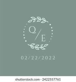 QE initial modern monogram wedding with creative circle line