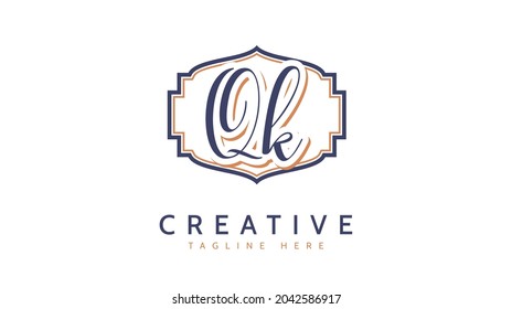 Iniciales QK, vector de logotipo de escritura a mano