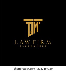 Logotipo inicial del monograma QM para la firma de abogados con diseño de hitos