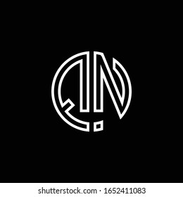 Plantilla de diseño de esquema de esquema de estilo de cinta de logotipo en monograma QN