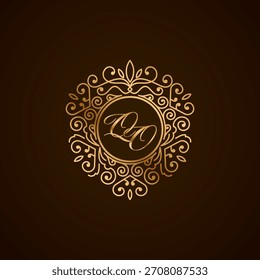 Logotipo de lujo del monograma de la letra inicial de QO, joyería elegante del ornamento, emblema del corazón de la forma del amor