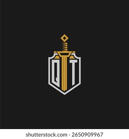 Monograma inicial do QT para imagem em estilo escudo e espada