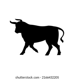 Quality black and white vector silhouette of a bull standing and ready to attack