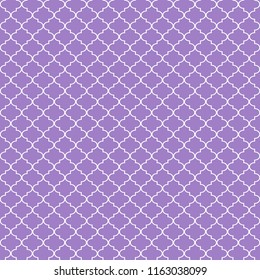 Quatrefoil Seamless Pattern - Graphic light purple and white quatrefoil or trellis design