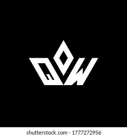 logotipo de monograma QW con forma de corona plantilla de diseño de estilo lujoso