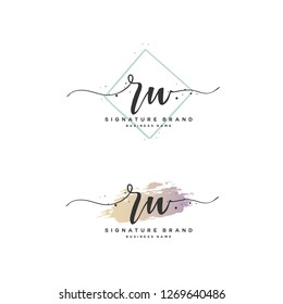 R W RW Initial letter handwriting and  signature logo.