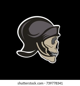 Racer skull in helmet, vintage style