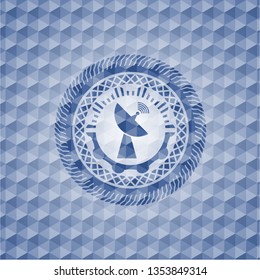 radar icon inside blue badge with geometric pattern.