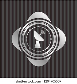 radar icon inside silver badge