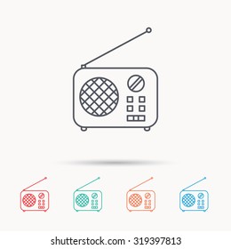 Radio icon. Retro musical receiver sign. Linear icons on white background. Vector