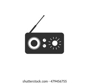 Radio icon. Vector radio. Old radio icon