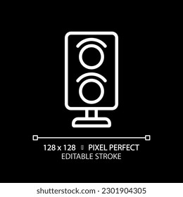 Icono lineal blanco perfecto para señalización ferroviaria para el tema oscuro. Sistema de semáforo. Control de infraestructura. Ilustración de línea delgada. Símbolo aislado para el modo nocturno. Trazo editable