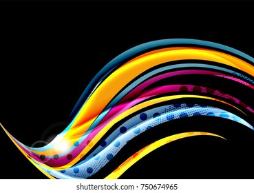 Rainbow-farbige Linien auf schwarzem Hintergrund. Minimalistischer dunkler Hintergrund mit Streifen und Lichteffekten