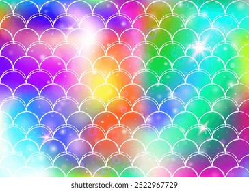 Fondo de escamas de arco iris con patrón de princesa sirena kawaii. Anuncio de cola de pez con destellos mágicos y estrellas. Invitación de fantasía marina para fiesta de chicas. Fondo futurista con escalas de arco iris.