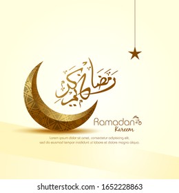 Ramadan kareem, diseño islámico con luna creciente aislado en fondo blanco.- Traducción de caligrafía árabe : Ramadán Kareem.