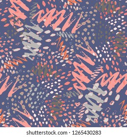 Random Camo Pattern with Irregular Watercolor Brush Strokes.  Purple Vector Seamless Camo Pattern. Hand Drawn Zigzag Lines Spots. Rhythmic Brush Paint Repeat. Watercolor Organic Shapes