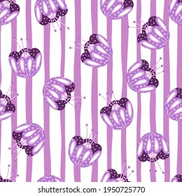 Patrón aleatorio sin fisuras con elementos de flor folclórica lila dibujada a mano. Fondo rayado blanco y violeta. Diseñado para el diseño de tejidos, impresión textil, envoltura, cubierta. Ilustración vectorial.
