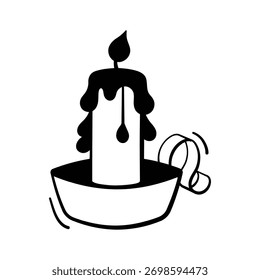 Listo para usar icono de estilo dibujado a mano de vela de Navidad ardiente