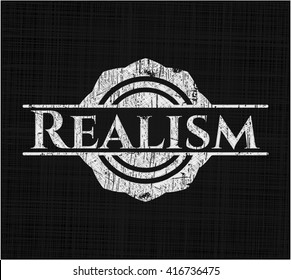 Realismo escrito con textura de pizarra