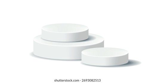 Ilustração vetorial 3D realista de três pódios clássicos brancos e cinzentos em diferentes tamanhos em um fundo limpo. Perfeito para a apresentação do produto, cerimônia de premiação ou conceitos de design moderno.	