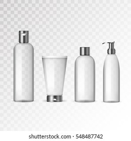 Botellas transparentes cosméticas realistas con tapas negras sobre fondo blanco. Envases y tubos de crema estética para crema, loción, champú, gel, bálsamo, acondicionador, spray. Ilustración de vectores 3d