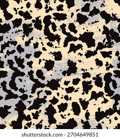Patrón realista de piel de vaca con manchas marrones irregulares sobre un fondo beige. Ideal para el diseño textil, estampados de moda, tapicería y obras de arte digitales de temática rústica.