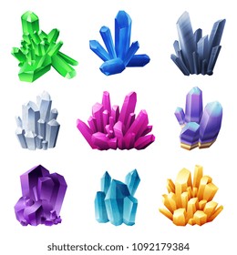Realistische Kristallmineralien mit verschiedenen Formen, goldblaue violette und grüne Farben einzeln auf weißem Hintergrund Vektorillustration