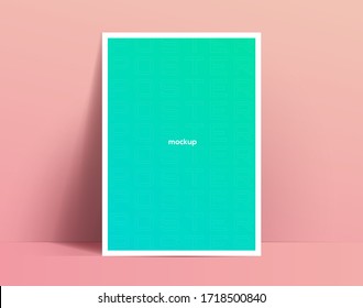 Diseño realista de plantillas de maquetas de afiches. Afiche o volante se inclina contra la pared y deja caer la suave sombra. Ilustración del vector