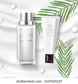 Realistische Vektorillustration-Illustration für die Präsentation von kosmetischen Produkten. Körperpflegemittel und Hautpflegemittel auf grünem Hintergrund aus Palmenblättern. 3d realistische Creme und Parfum auf seidenem Hintergrund.