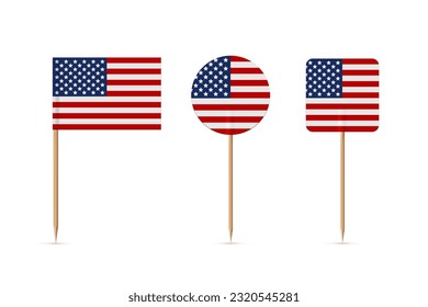 Rectángulo, círculo y papel cuadrado banderas estadounidenses sobre palo de madera o escopeta de dientes. Decoración para quequitos y otros platos. 4 de julio, Día de la Independencia o de los Presidentes de Estados Unidos, Estados Unidos de América.