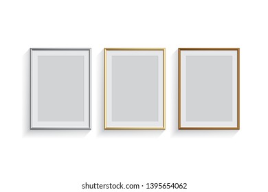 Quadros retangulares prateados, dourados e bronze ou fotográficos, isolados sobre fundo branco. Elementos de design vetorial