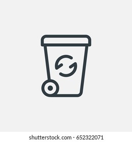 Recycle bin linear icon. Wastebasket thin line illustration. Dustbin on wheels contour symbol. Vector isolated outline drawing
