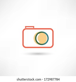 Red camera line icon