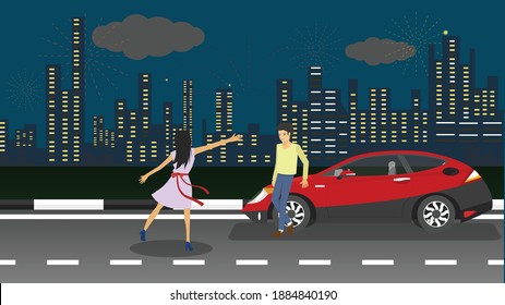 Aparcamiento rojo en la carretera. Hombre apoyado contra un auto Mientras las mujeres levantaban sus segundas manos para expresar su alegría. Fuente de las celebraciones en la gran ciudad por la noche durante la temporada de Año Nuevo.