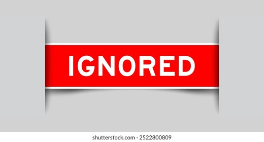 Etiqueta engomada de la forma cuadrada del color rojo con la palabra ignorada insertada en fondo gris