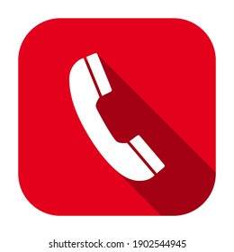 Icono del receptor de teléfono cuadrado redondeado rojo y plano, botón con sombra larga aislado en un fondo blanco. Ilustración vectorial.