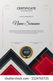 Plantilla de borde de certificado de logro rojo y dorado con placa de lujo y patrón de línea moderna. Premios, empresas y necesidades educativas de ilustraciones de vectores