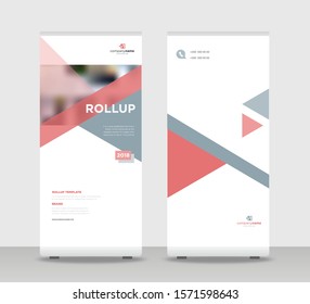 Diseño creativo de la plantilla de diseño plano de carteles Rojo gris Formas abstractas Modernas de exhibición Publicidad Tendencia de negocio Roll up Banner Stand de afiche Folleto de diseño plano concepto creativo. EPS acumulada gris rojo. Cubierta de presentación