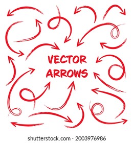 Las flechas dibujadas a mano en gris rojo están aisladas en un fondo blanco. Flecha doodle, zigzag y punteros redondos. Esbozos hechos a mano de símbolos de dirección. Ilustración vectorial.