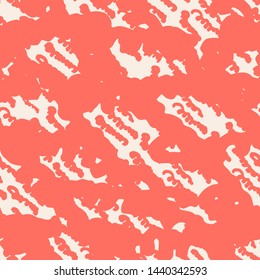 Red and White tie dye seamless pattern.  Shibori seamless print. Watercolor hand drawn batik.  Handmade watercolour shirt tie dye pattern. Japan traditional tile. Terracotta and White shibori.