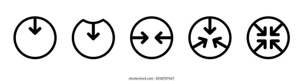 Reduzca el conjunto de iconos de símbolo en color negro. Reducir el conjunto de iconos de símbolos de compresión de reciclaje. Transformar, modificar, convertir, reutilizar el conjunto de iconos en color negro aislado en fondo blanco. 