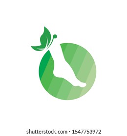 relaxing foot spa vector logo design