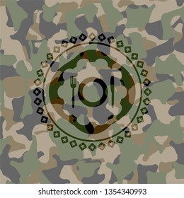 restaurant icon on camo texture
