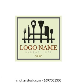 Logotipo del restaurante, equipamiento de cocina vectorial, equipo con marcos y fondo blanco