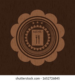 Restaurant-Menü-Symbol im Holzschild oder Emblem