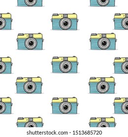 Retro camera doodle  hand-drawn seamless pattern