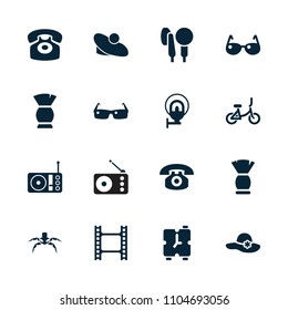 Retro icon. collection of 16 retro filled icons such as woman hat, brush, radio, microphone, desk phone, street lamp, sunglasses. editable retro icons for web and mobile.