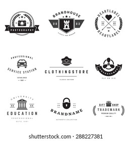Retro Logotypes Vektorset. Vintage-Grafikdesign-Elemente für Logos, Identität, Etiketten, Badges, Bänder, Pfeile und andere Objekte. 